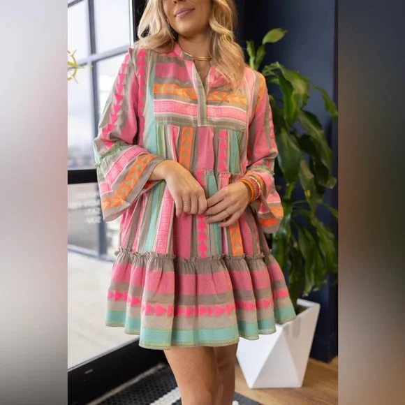 En Crème Multicolor Aztec Long Sleeve Dress N226-43 - Picture 1 of 9